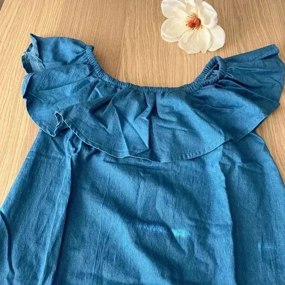 🆕Solid Ruffled Denim Shift Dress S 🆕 - Picture 3 of 5